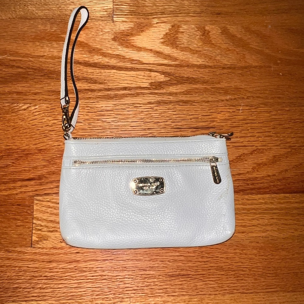 Michael kors white wristlet
